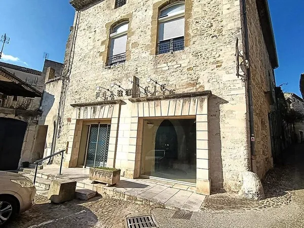 Bureaux 149 m²