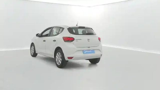 Dacia Sandero sce 65 — photo 12