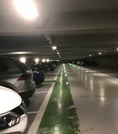 Parking 13 m²