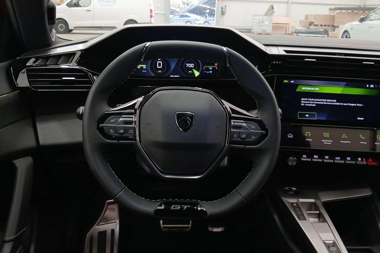 Peugeot 308 — photo 13