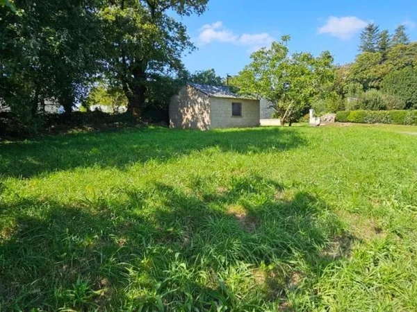 Terrain 440 m²