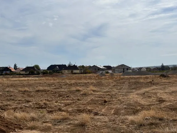 Terrain 375 m²
