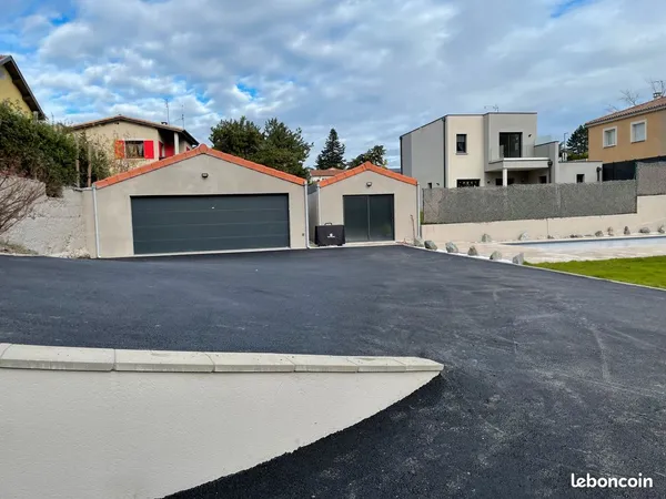 Maison 224m ² 4 chambres 1400m ² de terrain