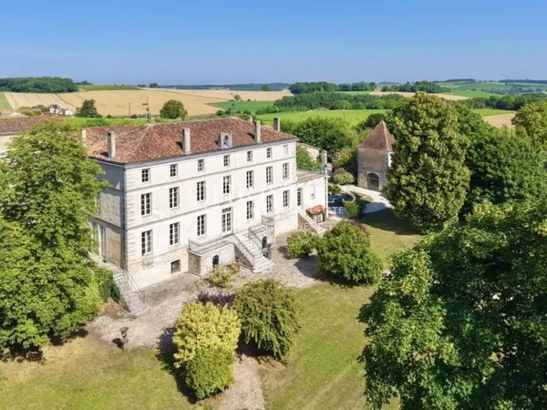 Maison de luxe 22 pièces 1300 m²