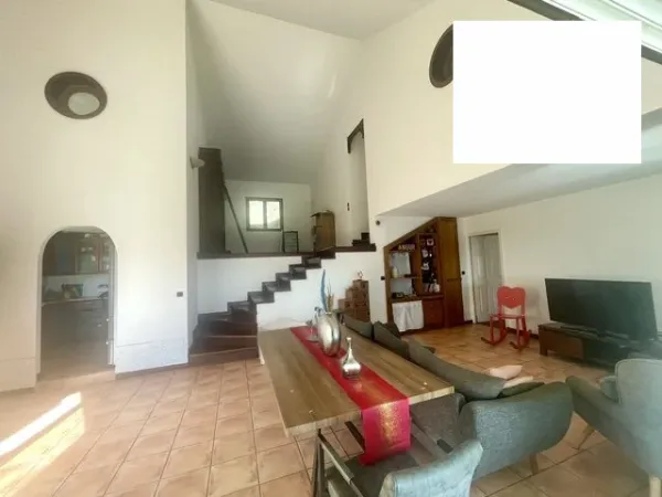Villa 6 pièces 186 m²