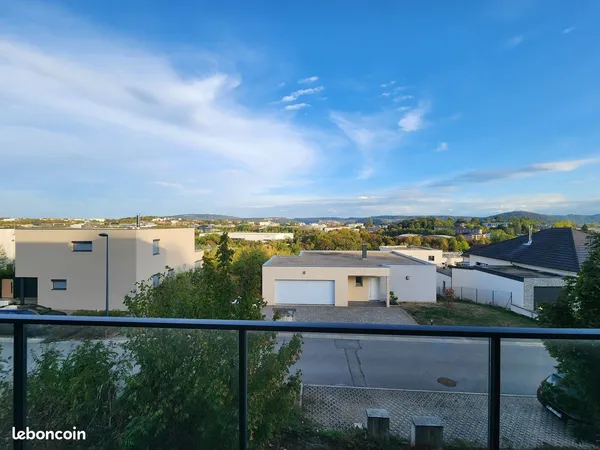 Maison contemporaine T4 (101 m²) - Clé en main, vue dégagée & calme - Besançon Montboucons