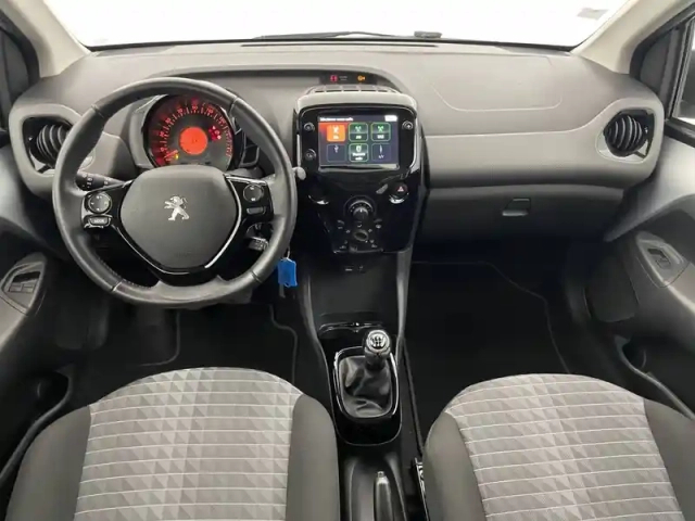 Peugeot 108 vti 72ch s&amp;s bvm5 — photo 25