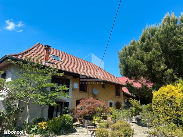 Propriété 8 pièces 193 m²