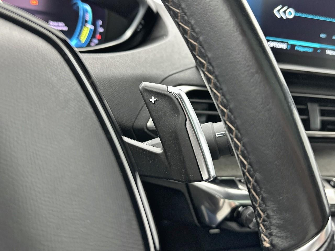 Peugeot 3008 hybrid 225 e-eat8 gt — photo 20