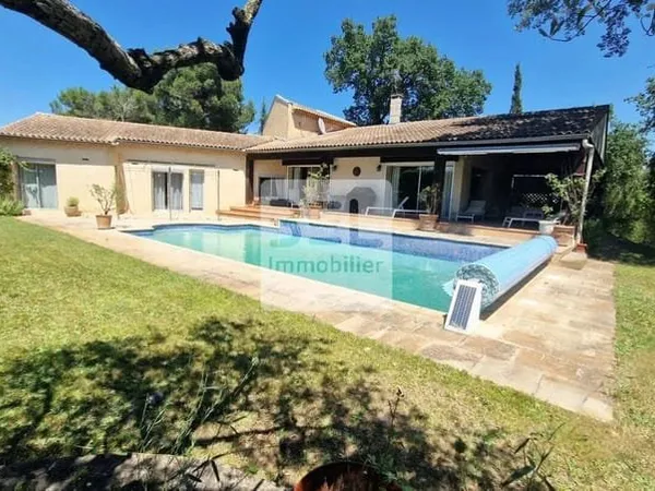 Maison 6 pièces 183 m²