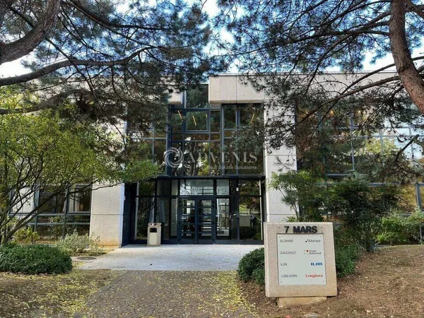 Bureaux 575 m²
