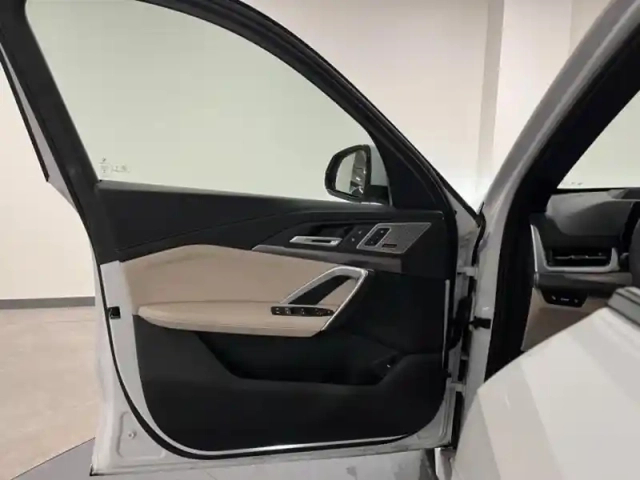 Bmw X1 xdrive30e 326ch m sport — photo 7