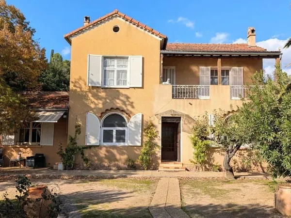 Maison 5 pièces 165 m²