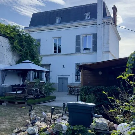Maison 9 pièces 205 m²