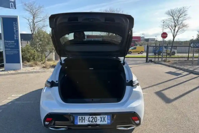 Peugeot 308 hybrid 145 e-dcs6 — photo 29