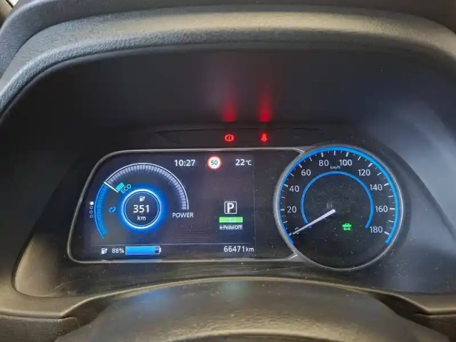 Nissan Leaf electrique 62kwh — photo 33