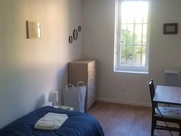 Loue Chambre étudiant meublée - 1 chambre, Moulins (03)