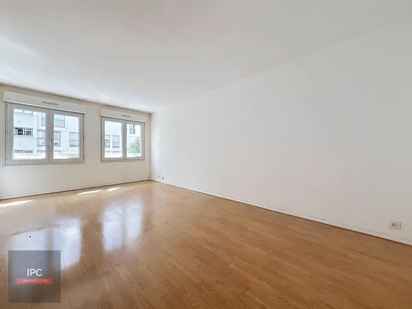 Appartement 2 pièces 56 m²