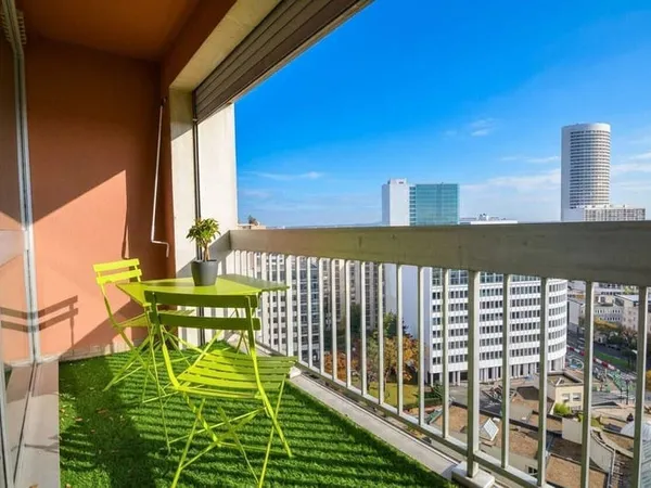 Studio 1 pièce 37 m²