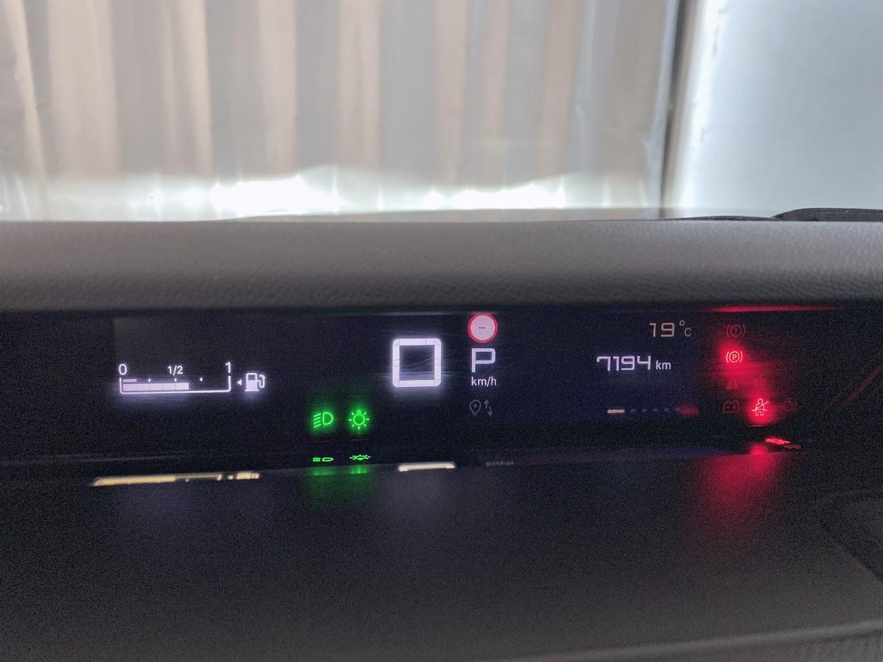 Citroën C3 Aircross hybride 145 ch aut max — photo 13