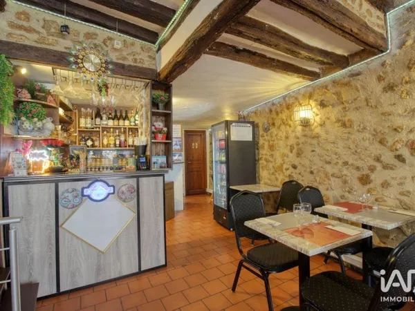 Local commercial 120 m²