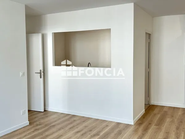 Appartement Location Villeneuve-Saint-Georges 2p 47m² 955€