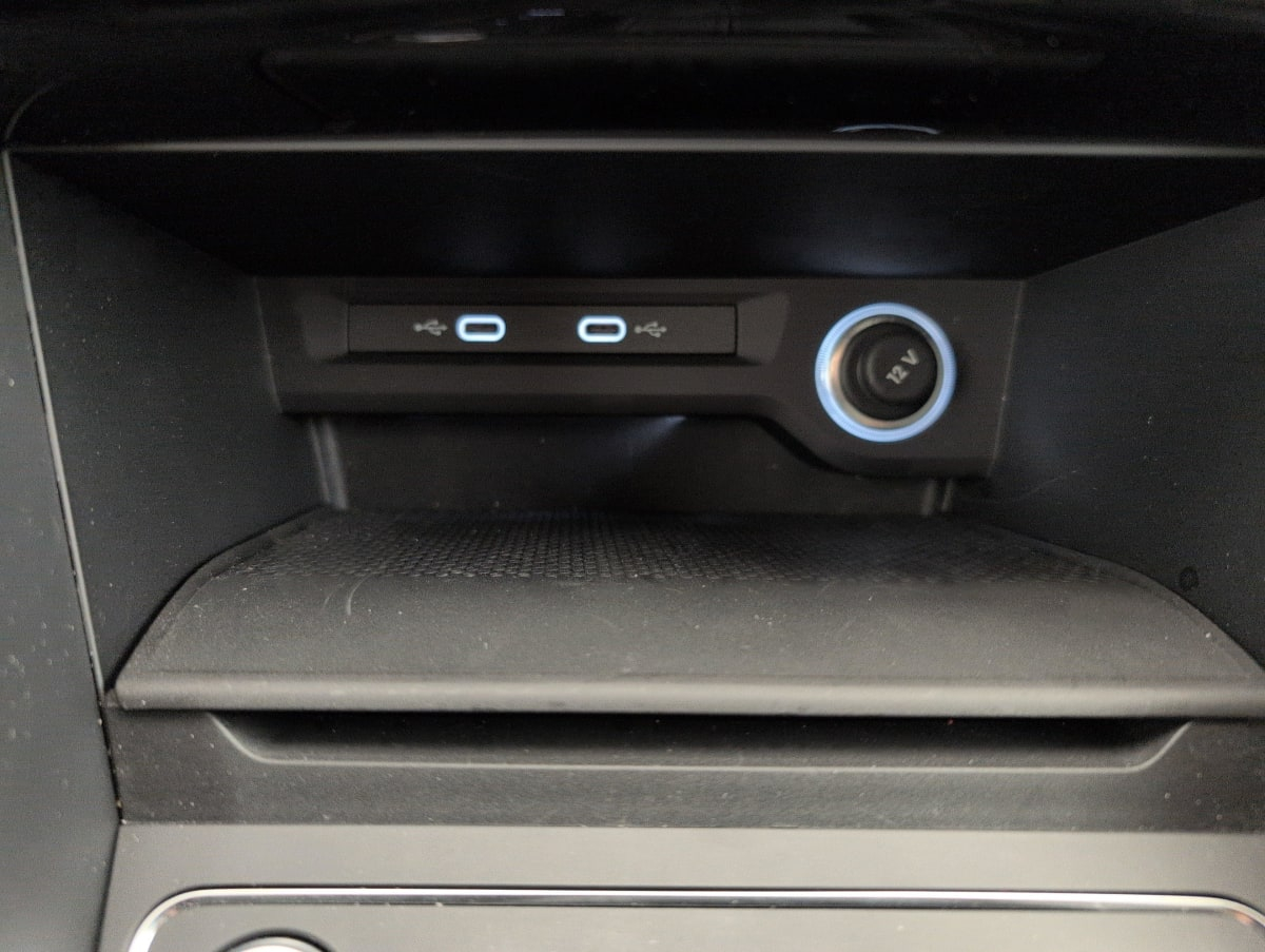 Volkswagen Touran — photo 20