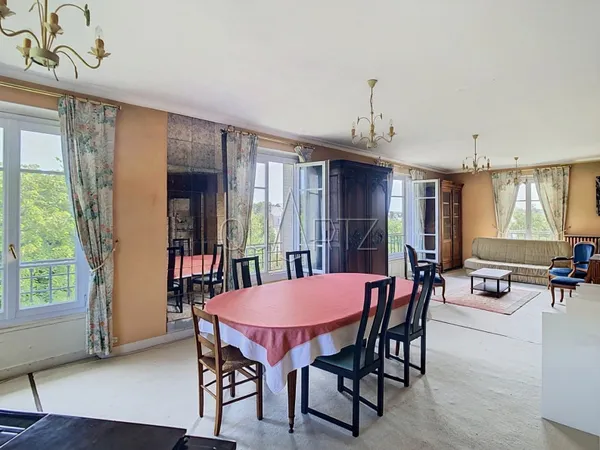 Maison 8 pièces 194 m²