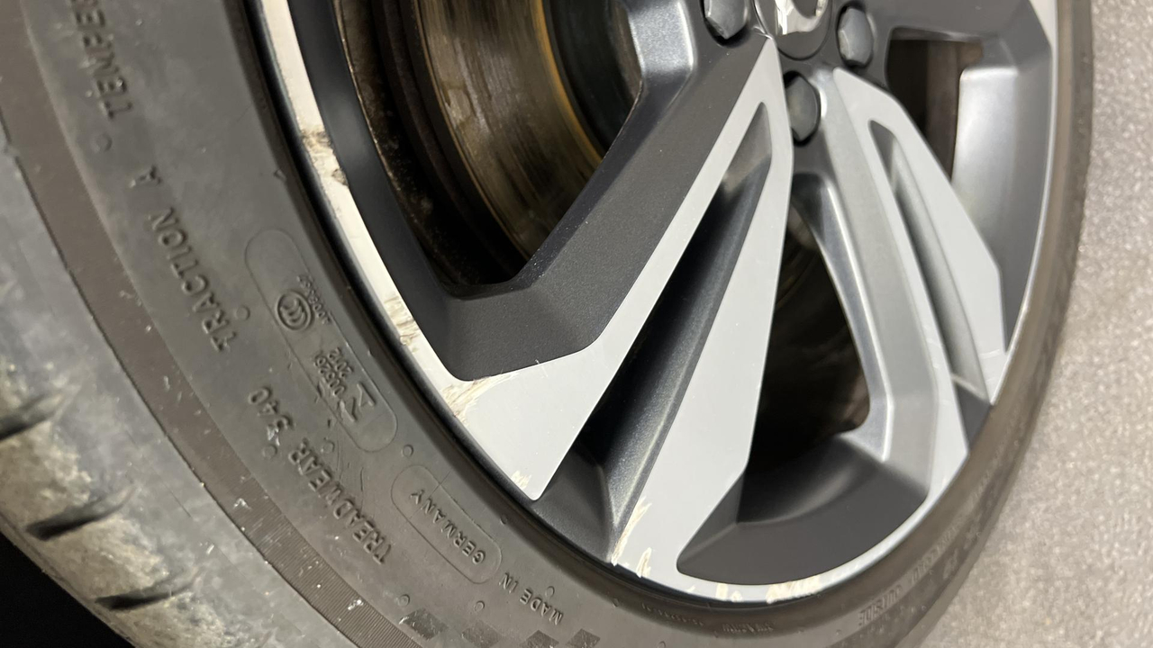 Volvo V60 B4 AWD 197 ch Geartronic 8 — photo 27