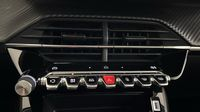 Peugeot 208 1.2 Hybrid 100ch Active e-DCS6 — photo 26