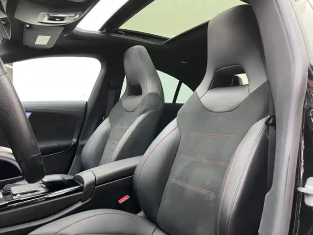 Mercedes Cla coupé 180 amg line — photo 13