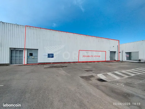 Local 450 m² AUXERRE