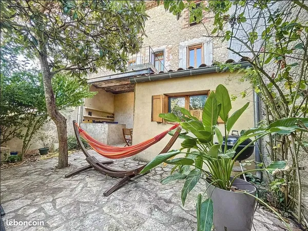 Maison de caractère offrant de multiples possibilités, entre mer, montagne et vignobles des Corbière
