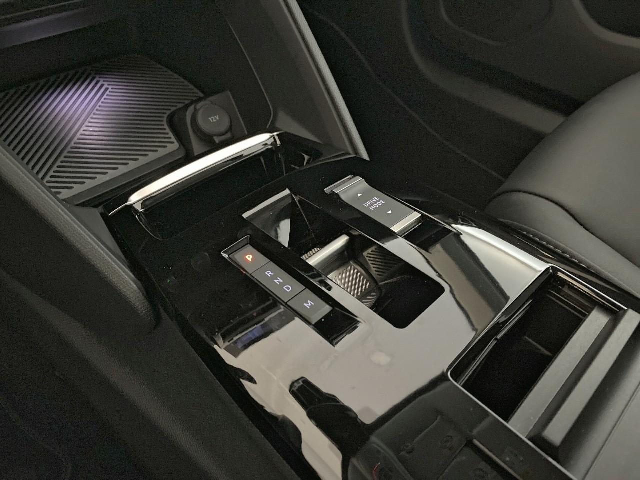 Citroën C4 hybride 145 ch e-dcs6 max — photo 18