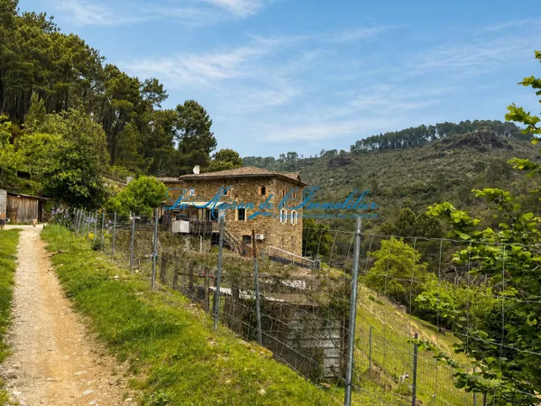 A 20 min d'Ales, mas cévenol en pierres avec vue panoramiqu