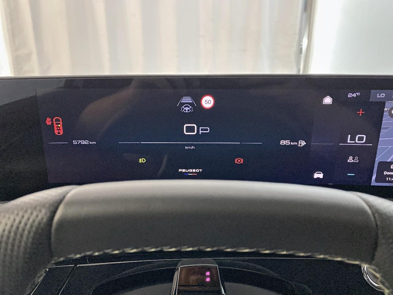 Peugeot 5008 hybrid 145 ch e-dcs6 gt — photo 13