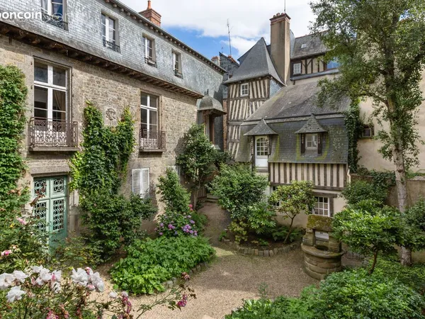 T2 / 36m2 / Centre historique / chambre séparée