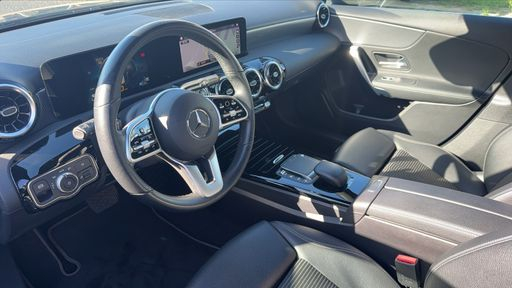 Mercedes Classe A 180 136 7G-DCT - AMG Line – 2021 – 80798 km – Essence – Boîte Automatique — photo 17