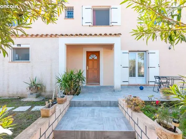 Villa 7 pièces 195 m²