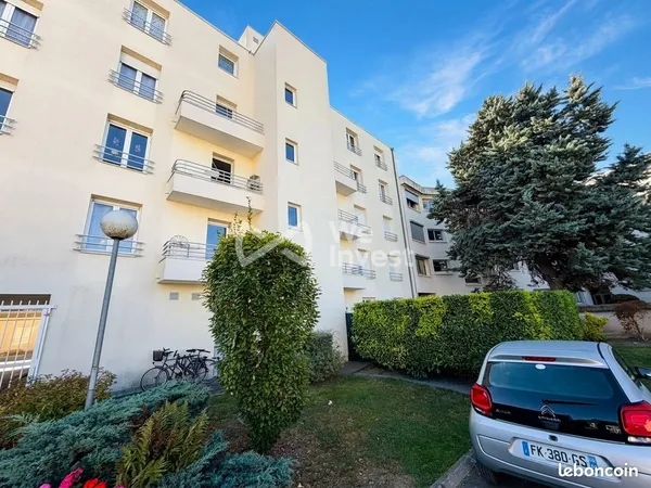 Appartement 4 pièces 90 m²