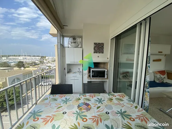 Studio 1 pièce 33 m²