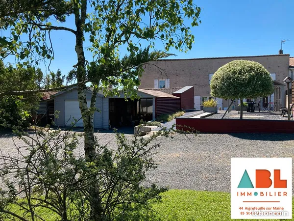 Longère 7 pièces 220 m²