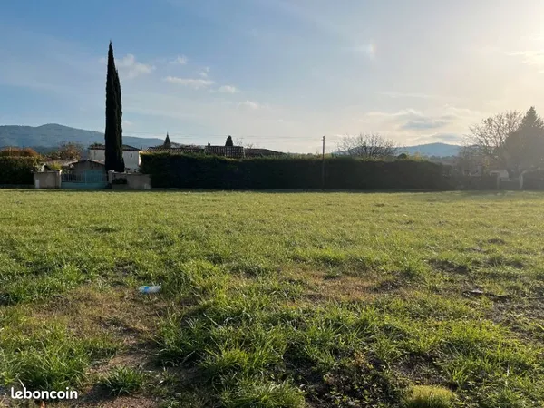 Terrain 500 m² Pierrefeu Du Var