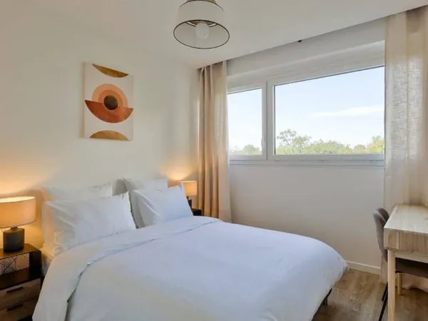 Appartement 4 pièces 12 m²