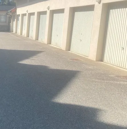 Garage box