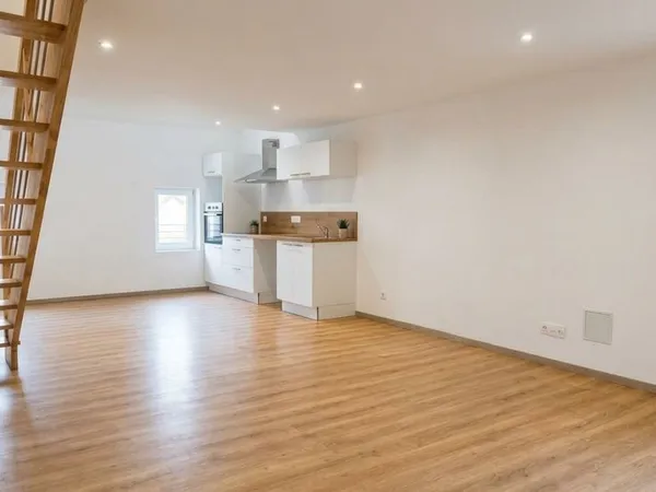 Duplex refait à neuf en plein coeur de Pont-à-Mousson