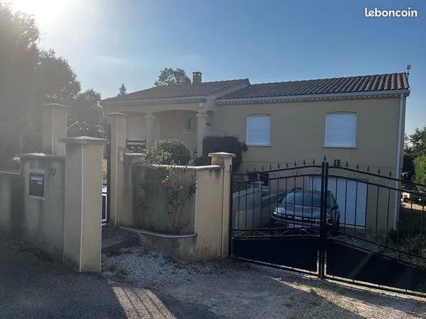 🏡 Maison plain-pied 190 m² - 4 chambres + salle de jeux - Terrain 1 000 m² - Labruguière (81290)