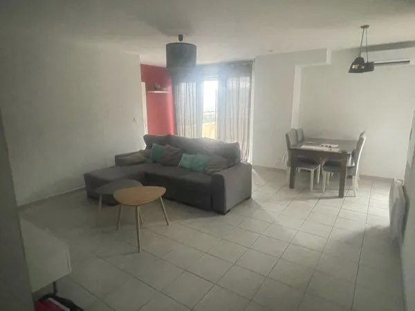 T2 MEUBLÉ 60 m² - TERRASSE 40 m² + BALCON - DERNIER ÉTAGE - PARKING + BOX