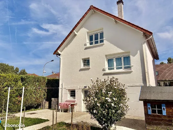 Pavillon 5 pièces 104 m²
