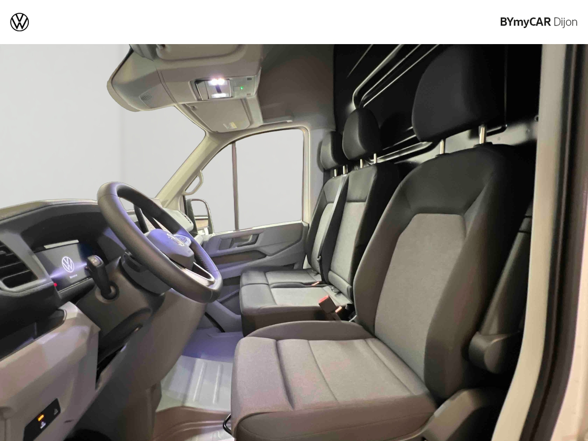 Volkswagen Utilitaires CRAFTER VAN 35 L4H3 2.0 TDI 177 CH BVA8 — photo 11